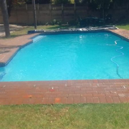 Entire 4 Bedroom House In Midrand, Johannesburg Randjesfontein Экстерьер фото