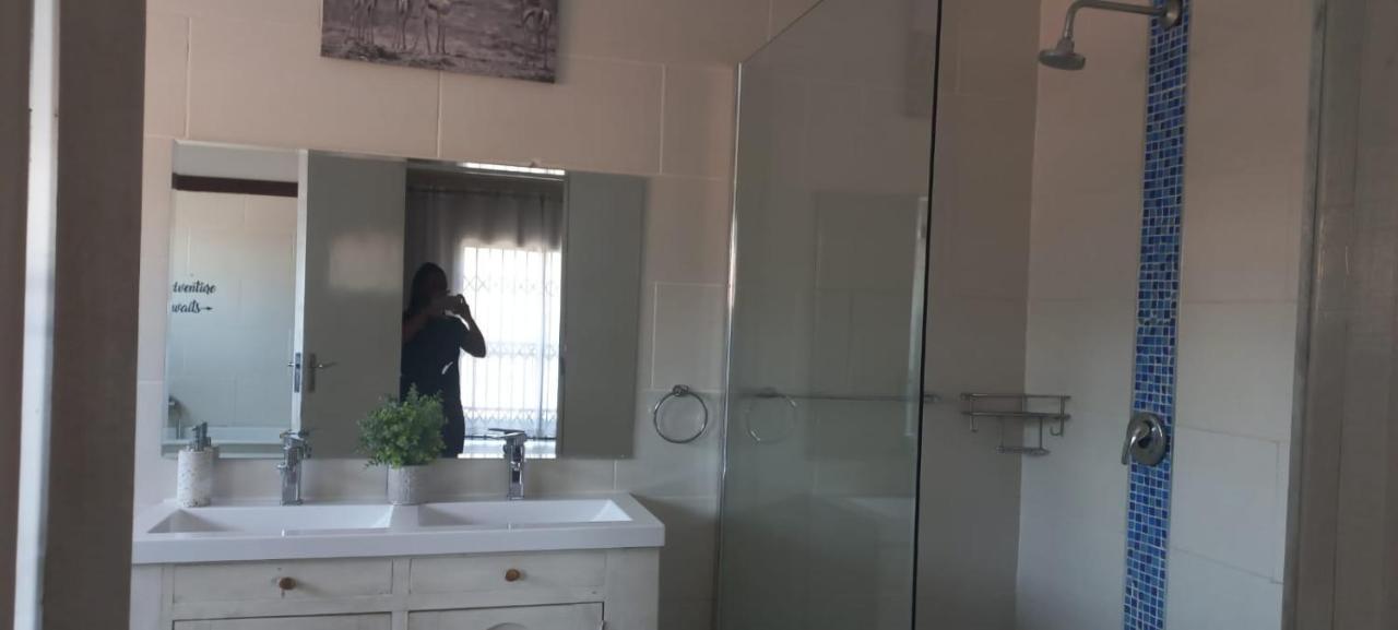 Entire 4 Bedroom House In Midrand, Johannesburg Randjesfontein Экстерьер фото